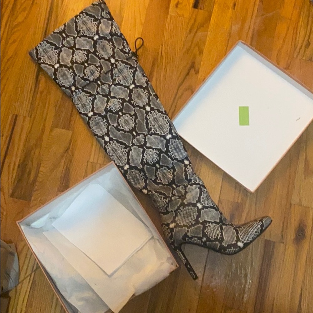 Snakeskin thigh high boots - Picture 1 of 2